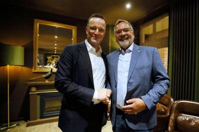 Jens Spahn , Guiscard Beckmann